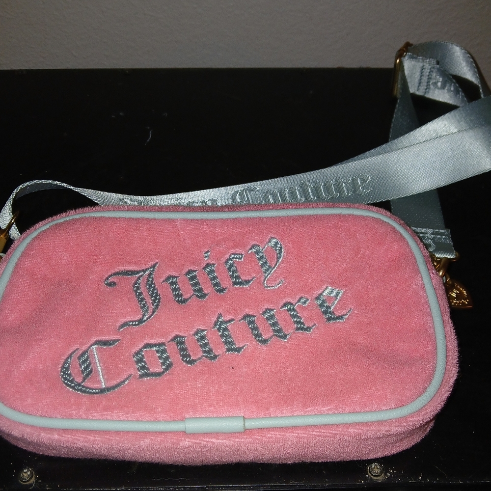 JUICY COUTURE Slim Camera Bag Crossbody Bag